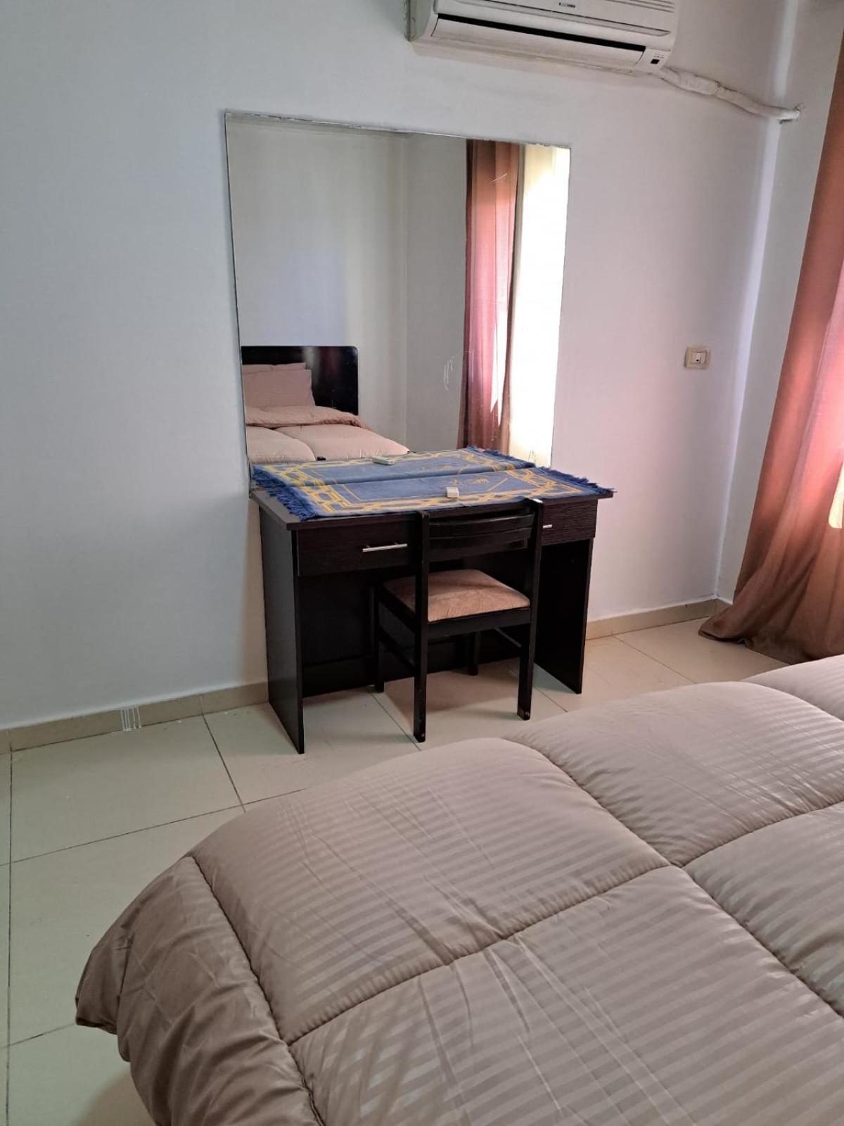 Omaima Hotel Apartments Амман Экстерьер фото
